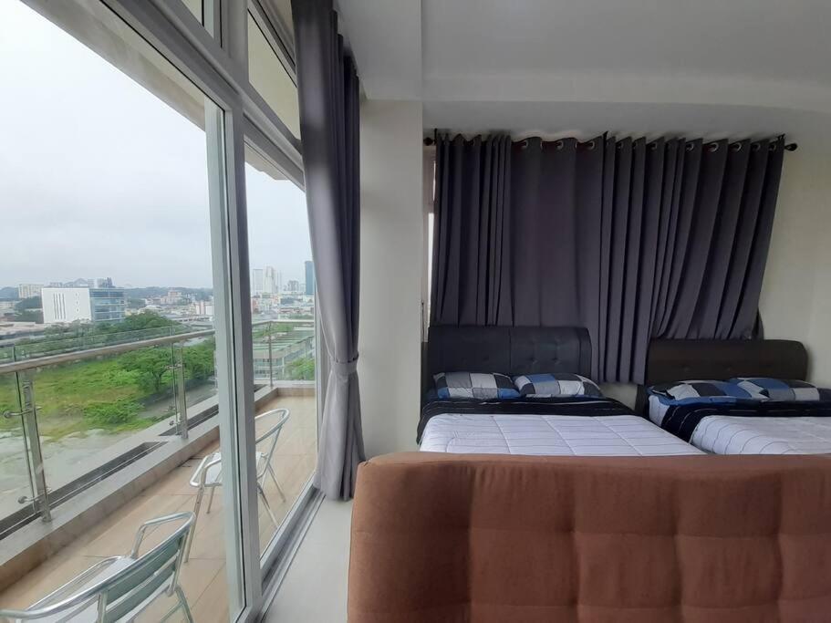 Smart Suite Balcony Riverine Kuching Ngoại thất bức ảnh